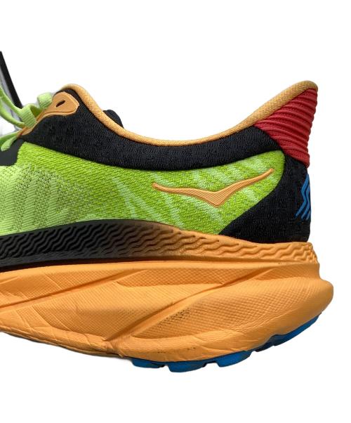 HOKA（ホカ）HOKA (ホカ) トレイルランニングシューズ チャレンジャー イエロー×オレンジ サイズ:27の古着・服飾アイテム