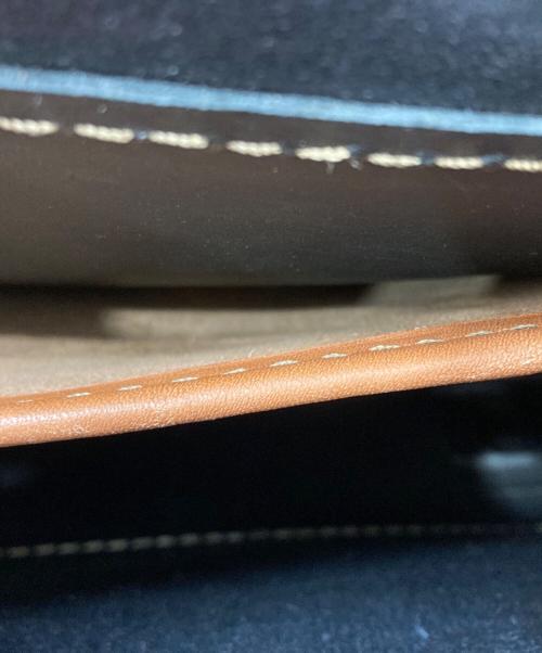 Herz（ヘルツ）Herz (ヘルツ) ナレッジバッグ ブラックの古着・服飾アイテム