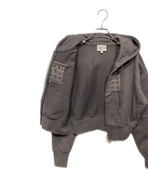 MARITHE+FRANCOIS GIRBAUD（マリテフランソワジルボー）MARITHE+FRANCOIS GIRBAUD (マリテフランソワジルボー) W CLASSIC LOGO CROP HOODIE ZIPUP グレー サイズ:Sの古着・服飾アイテム