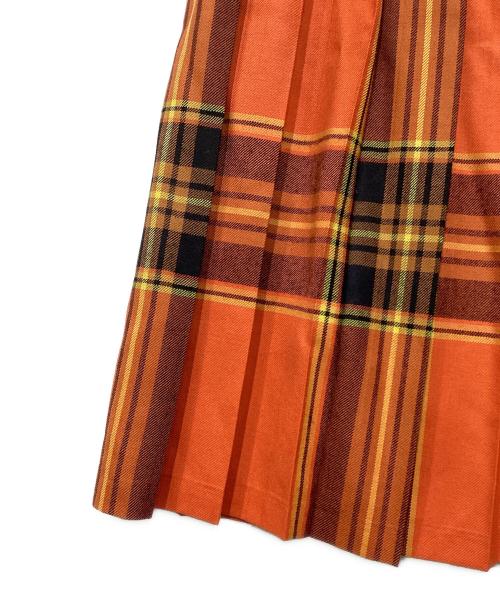 O'NEIL OF DUBLIN（オニールオブダブリン）O'NEIL OF DUBLIN (オニールオブダブリン) charpentier de vaisseau (シャルパンティエ ドゥ ヴェッソ) チェックプリーツスカート オレンジ サイズ:-の古着・服飾アイテム