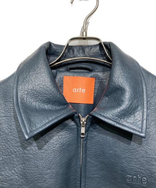 arte Antwerp（アートアントワープ）arte Antwerp (アートアントワープ) BEAMS (ビームス) 別注 Studium Jacket（スタジアム ジャケット） ネイビー サイズ:Mの古着・服飾アイテム