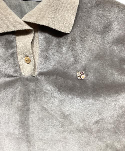 Acne studios（アクネ ストゥディオス）Acne studios (アクネ ストゥディオス) Velvet Polo ShirtFN-MN-TSHI000450 ブラウン×ベージュ サイズ:Sの古着・服飾アイテム