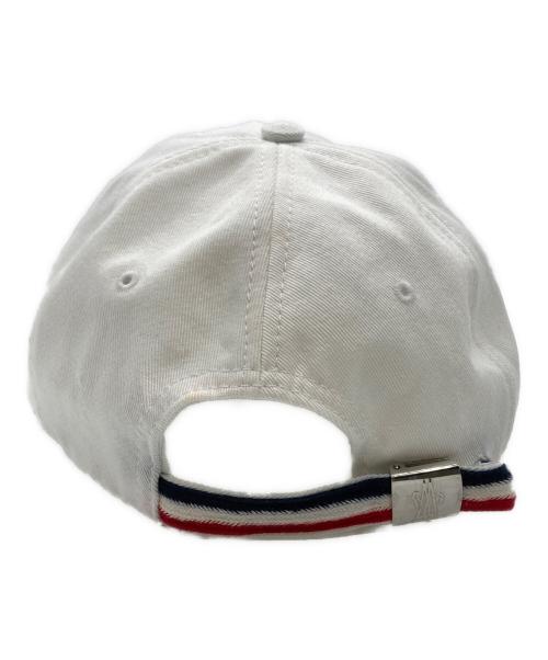 MONCLER（モンクレール）MONCLER (モンクレール) BERRETTO BASEBALL キャップ ホワイトの古着・服飾アイテム
