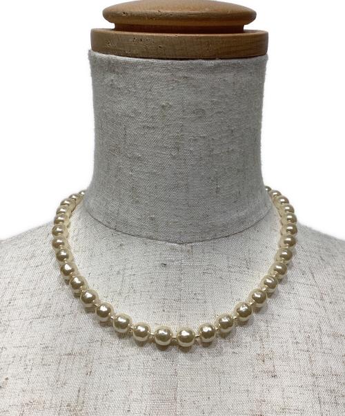 MIRIAM HASKELL（ミリアムハスケル）MIRIAM HASKELL (ミリアムハスケル) パールリボンネックレス ホワイトの古着・服飾アイテム