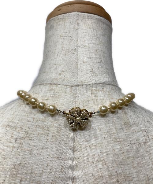 MIRIAM HASKELL（ミリアムハスケル）MIRIAM HASKELL (ミリアムハスケル) パールフラワーネックレス ホワイトの古着・服飾アイテム