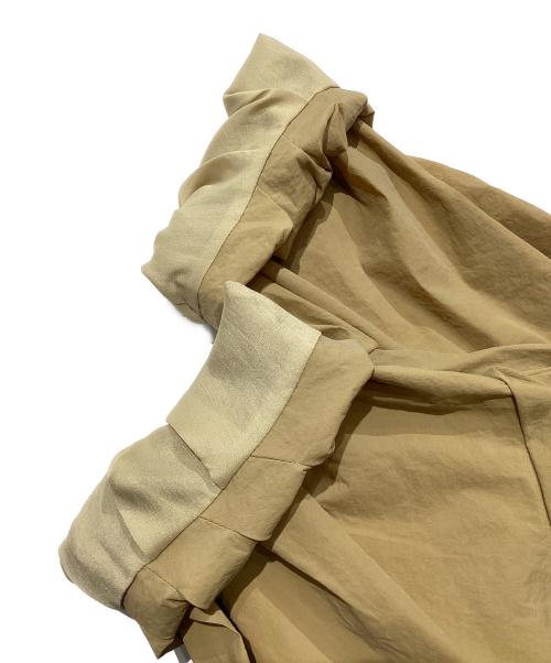 INED（イネド）INED (イネド) 三尋木奈保コラボ　ランタンスリーブワンピース　7152121013 ベージュ サイズ:9の古着・服飾アイテム