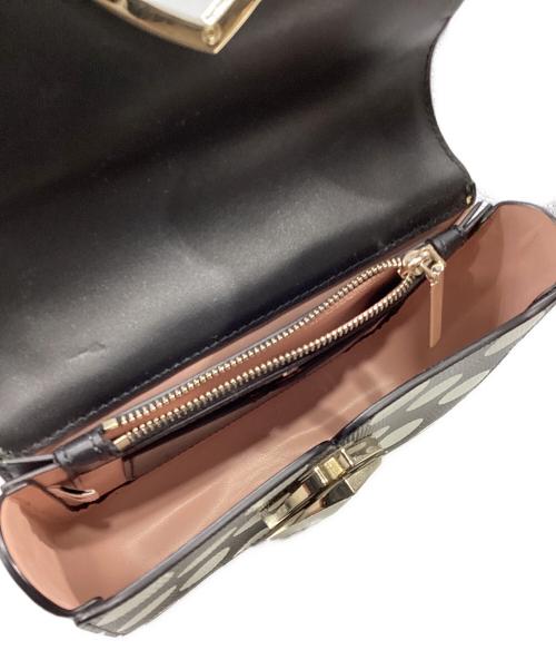 Kate Spade（ケイトスペード）Kate Spade (ケイトスペード) ツイストロック ドットショルダーバッグ ブラックの古着・服飾アイテム