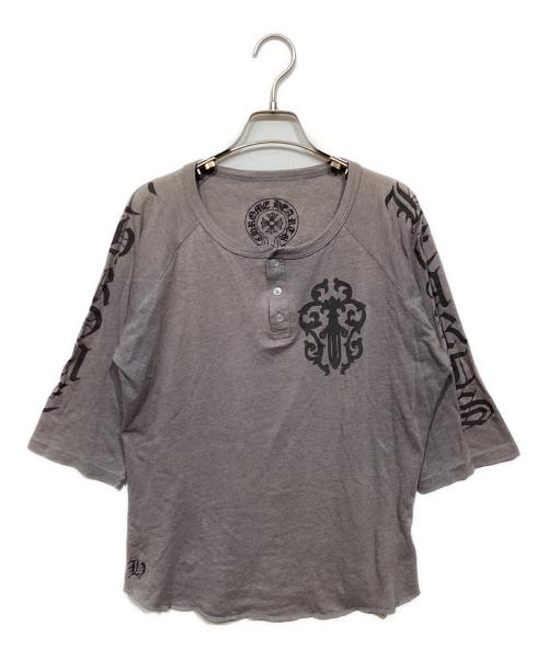 CHROME HEARTS（クロムハーツ）CHROME HEARTS (クロムハーツ) セメタリークロス ヘンリーネック グレー サイズ:XLの古着・服飾アイテム
