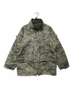 US ARMYユーエスアーミー）の古着「APECS PARKA」｜グレー×オリーブ