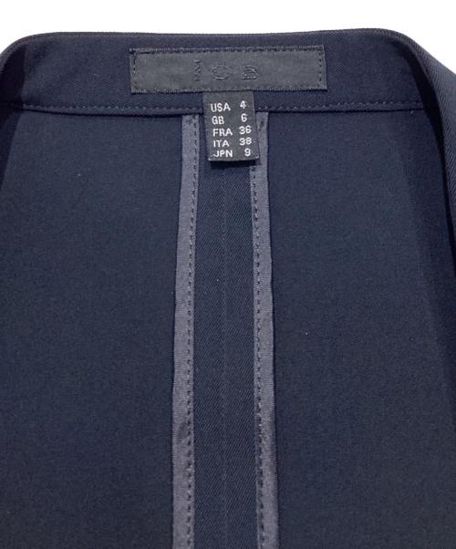 icB（アイシービー）icB (アイシービー) FiedノーカラージャケットセットアップJKCYBM0211/SKCYBM0210 ネイビー サイズ:9の古着・服飾アイテム