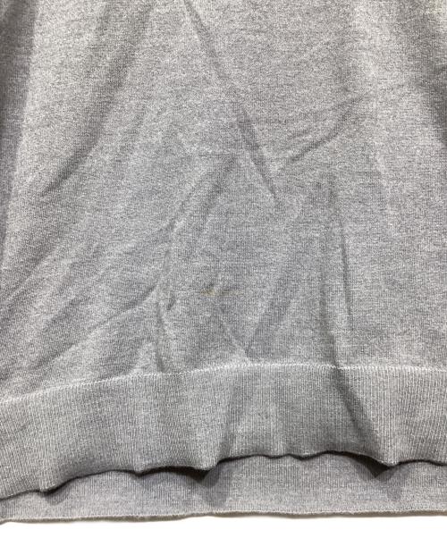 gajess（ガジェス）gajess (ガジェス) Kanon Logo Polo Knit グレー サイズ:Mの古着・服飾アイテム