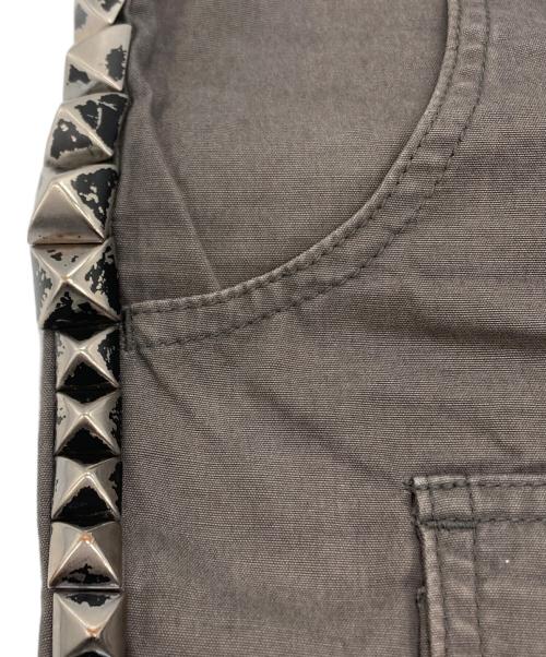 UNDERCOVERISM（アンダーカバーイズム）UNDERCOVERISM (アンダーカバーイズム) スタッズブッシュパンツ ブラウン サイズ:2の古着・服飾アイテム