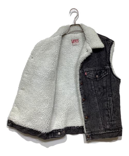 LEVI'S（リーバイス）LEVI'S (リーバイス) 裏ボア ブラックデニムベスト グレー サイズ:Sの古着・服飾アイテム