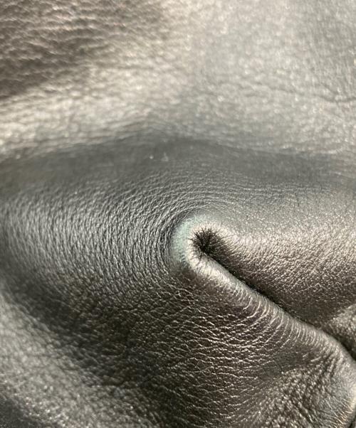 HENDER SCHEME（エンダースキーマ）HENDER SCHEME (エンダースキーマ) Cow bag M ブラックの古着・服飾アイテム