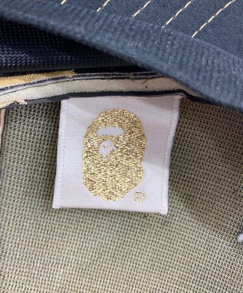 stussy（ステューシー）stussy (ステューシー) A BATHING APE (ア ベイシング エイプ) 30周年記念 メッシュキャップ ベージュ×オリーブの古着・服飾アイテム