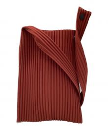HOMME PLISSE ISSEY MIYAKE（オム プリッセ イッセイ ミヤケ）の古着「POCKET CROSSBODY BAG」｜ブラウン