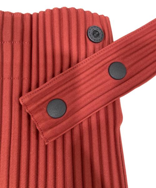 HOMME PLISSE ISSEY MIYAKE（オム プリッセ イッセイ ミヤケ）HOMME PLISSE ISSEY MIYAKE (オム プリッセ イッセイ ミヤケ) POCKET CROSSBODY BAG ブラウンの古着・服飾アイテム