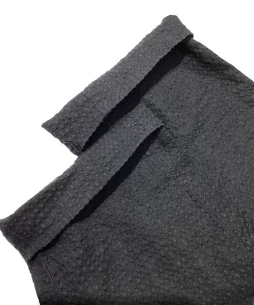 ISSEY MIYAKE MEN（イッセイミヤケメン）ISSEY MIYAKE MEN (イッセイミヤケメン) シアサッカーパンツ　ME61FF134 ブラック サイズ:3の古着・服飾アイテム