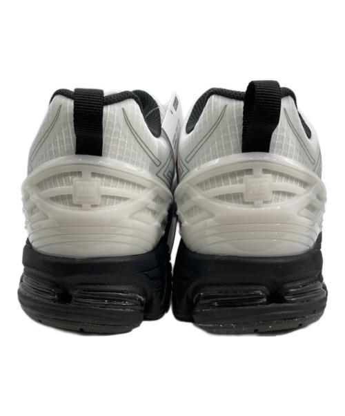 NEW BALANCE（ニューバランス）NEW BALANCE (ニューバランス) U1906RNA スニーカー ホワイト×ブラック サイズ:US10.5の古着・服飾アイテム