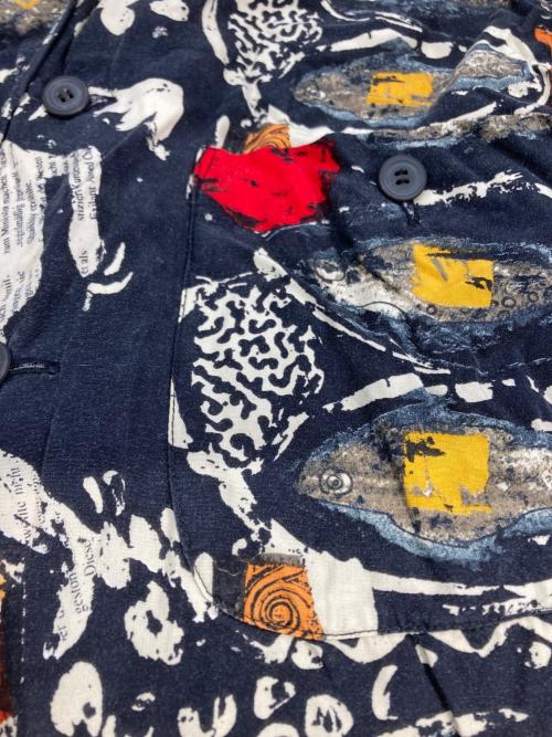 ISSEY MIYAKE（イッセイミヤケ）ISSEY MIYAKE (イッセイミヤケ) 総柄レーヨンシャツ ブラック×マルチカラー サイズ:Mの古着・服飾アイテム