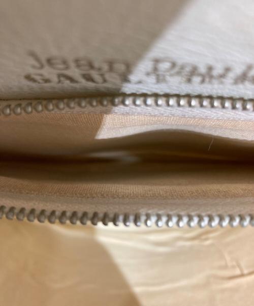 Jean Paul GAULTIER（ジャンポールゴルチェ）Jean Paul GAULTIER (ジャンポールゴルチェ) マルチウェイ ショルダーバッグ ホワイトの古着・服飾アイテム