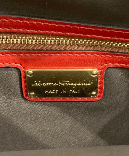 Salvatore Ferragamo（サルヴァトーレ フェラガモ）Salvatore Ferragamo (サルヴァトーレ フェラガモ) サークルハンドルトートバッグ レッドの古着・服飾アイテム
