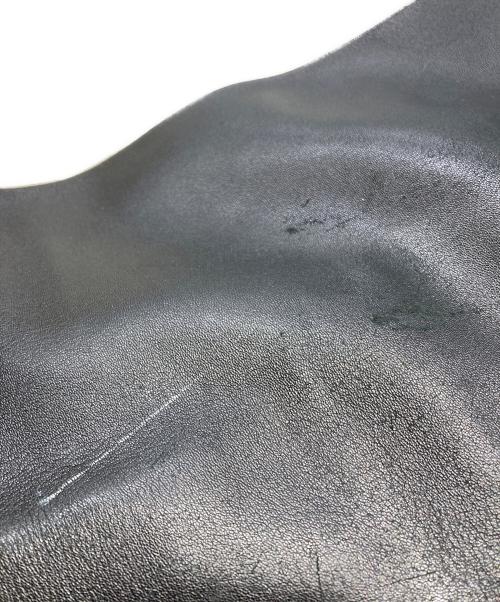 CELINE（セリーヌ）CELINE (セリーヌ) ホリゾンタルカバ ショルダーバッグ ホワイト×ブラックの古着・服飾アイテム