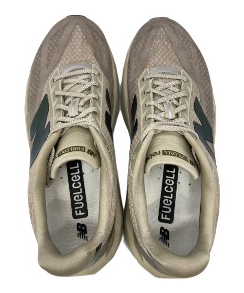 NEW BALANCE（ニューバランス）NEW BALANCE (ニューバランス) FuelCell Rebel v5 グレー×パープル サイズ:27cmの古着・服飾アイテム