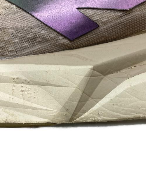 NEW BALANCE（ニューバランス）NEW BALANCE (ニューバランス) FuelCell Rebel v5 グレー×パープル サイズ:27cmの古着・服飾アイテム