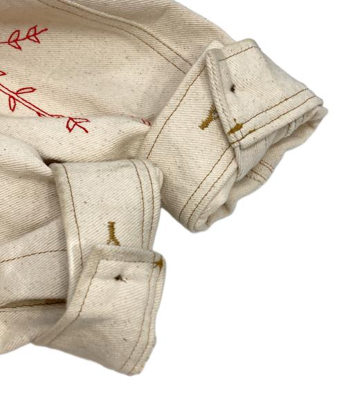 KHOKI（コッキ）KHOKI (コッキ) Suzani Embroidered College Jacket アイボリー×レッド サイズ:2の古着・服飾アイテム