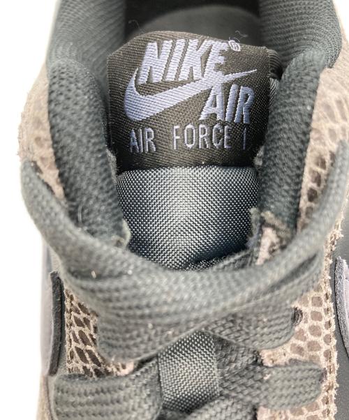 NIKE（ナイキ）NIKE (ナイキ) AIR FORCE1 07 LV8 スネーク グレー サイズ:23.5の古着・服飾アイテム