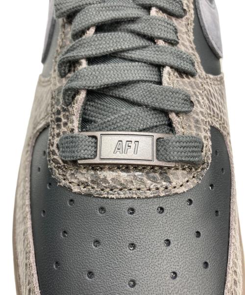 NIKE（ナイキ）NIKE (ナイキ) AIR FORCE1 07 LV8 スネーク グレー サイズ:23.5の古着・服飾アイテム