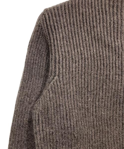 C.P COMPANY（シーピーカンパニー）C.P COMPANY (シーピーカンパニー) モックネックリブニット ブラウン サイズ:4の古着・服飾アイテム