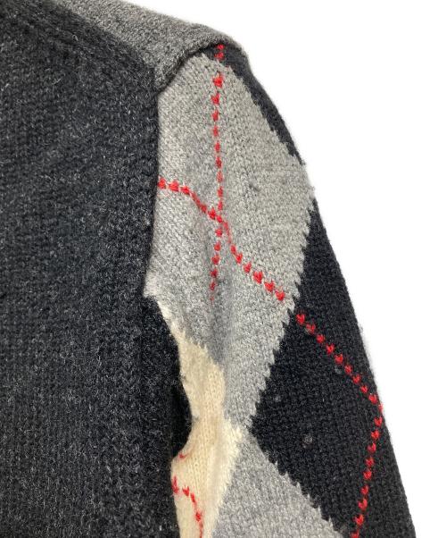 COMME des GARCONS HOMME（コムデギャルソン オム）COMME des GARCONS HOMME (コムデギャルソン オム) 袖アーガイルVネックニット グレー×ブラック サイズ:Lの古着・服飾アイテム