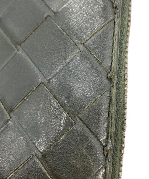 BOTTEGA VENETA（ボッテガベネタ）BOTTEGA VENETA (ボッテガベネタ) イントレチャート ラウンドファスナー財布 オリーブの古着・服飾アイテム
