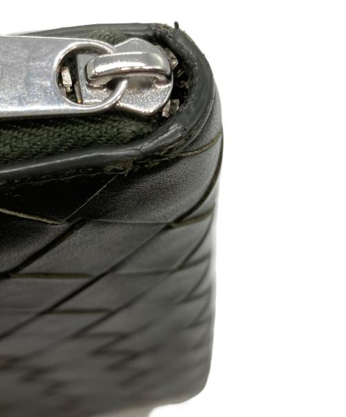 BOTTEGA VENETA（ボッテガベネタ）BOTTEGA VENETA (ボッテガベネタ) イントレチャート ラウンドファスナー財布 オリーブの古着・服飾アイテム