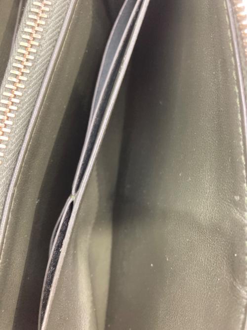 BOTTEGA VENETA（ボッテガベネタ）BOTTEGA VENETA (ボッテガベネタ) イントレチャート ラウンドファスナー財布 オリーブの古着・服飾アイテム