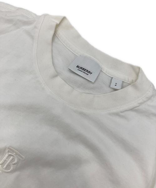 BURBERRY（バーバリー）BURBERRY (バーバリー) モノグラムモチーフ刺繍Tシャツ ホワイト サイズ:Sの古着・服飾アイテム
