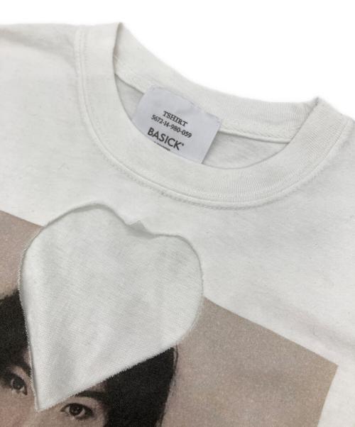 BASICKS（ベイシックス）BASICKS (ベイシックス) Bjork Debut 90's Heart Laser Cut T-shirt ホワイト サイズ:Sの古着・服飾アイテム