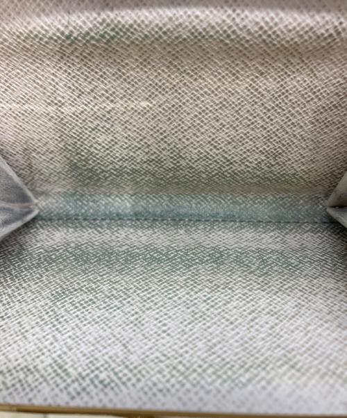 LOUIS VUITTON（ルイ ヴィトン）LOUIS VUITTON (ルイ ヴィトン) 2つ折り財布 ホワイトの古着・服飾アイテム