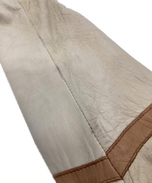 AVIREX（アヴィレックス）AVIREX (アヴィレックス) レザージャケット ベージュ サイズ:Mの古着・服飾アイテム