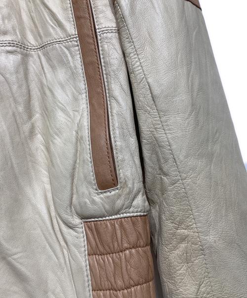 AVIREX（アヴィレックス）AVIREX (アヴィレックス) レザージャケット ベージュ サイズ:Mの古着・服飾アイテム