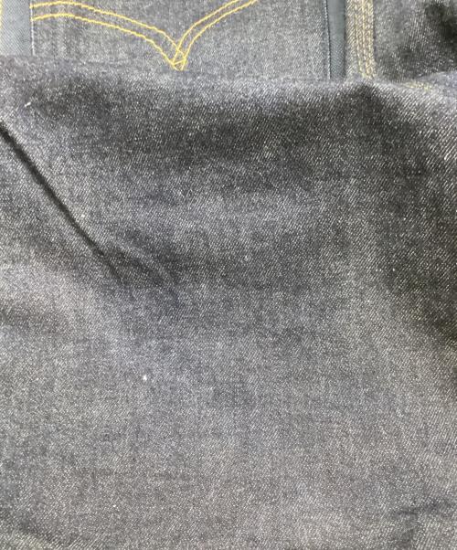 JUNYA WATANABE CdG MAN（ジュンヤ ワタナベ コム デ ギャルソン マン）JUNYA WATANABE CdG MAN (ジュンヤ ワタナベ コム デ ギャルソン マン) LEVI'S (リーバイス) デニムハーフパンツ インディゴ サイズ:Mの古着・服飾アイテム