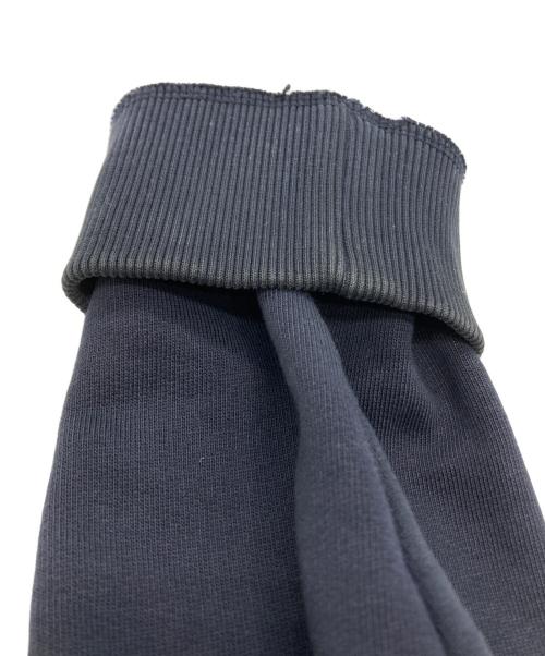 BURBERRY（バーバリー）BURBERRY (バーバリー) 8021970　パイルロゴ プルオーバーパーカー ネイビー サイズ:Mの古着・服飾アイテム