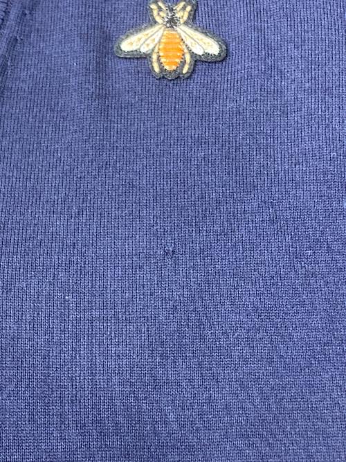 GUCCI（グッチ）GUCCI (グッチ) Bee刺繍 Vネックカーディガン ネイビー×ホワイト サイズ:Lの古着・服飾アイテム