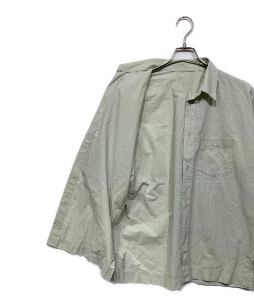 HOMME PLISSE ISSEY MIYAKE（オム プリッセ イッセイ ミヤケ）HOMME PLISSE ISSEY MIYAKE (オム プリッセ イッセイ ミヤケ) STREAMLINE SHIRT　HP53FJ351 ライトグリーン サイズ:2の古着・服飾アイテム