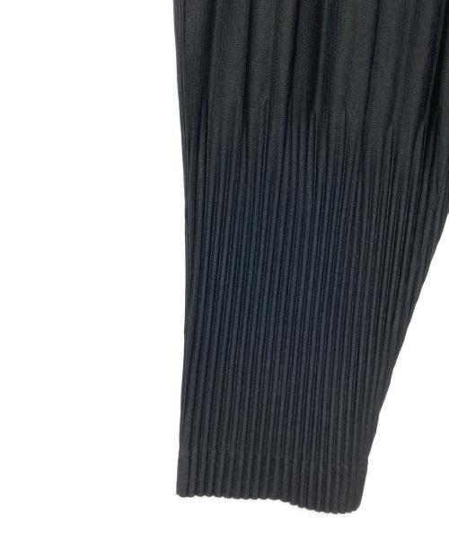 HOMME PLISSE ISSEY MIYAKE（オム プリッセ イッセイ ミヤケ）HOMME PLISSE ISSEY MIYAKE (オム プリッセ イッセイ ミヤケ) HP55JF451　ベーシック プリーツパンツ ブラック サイズ:2の古着・服飾アイテム