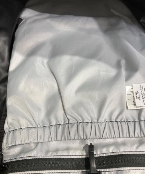 ARC'TERYX（アークテリクス）ARC'TERYX (アークテリクス) MANTIS 26L DAYPACK ブラックの古着・服飾アイテム