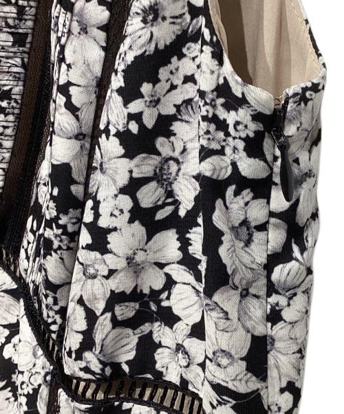 HER LIP TO（ハーリップトゥ）HER LIP TO (ハーリップトゥ) Lace Trimmed Floral Dress ホワイト×ブラック サイズ:Sの古着・服飾アイテム