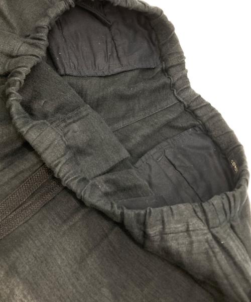 COMOLI（コモリ）COMOLI (コモリ) リネン起毛 ドローストリングパンツ ブラック サイズ:2の古着・服飾アイテム